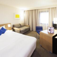 Отель Novotel Lyon Centre Part Dieu комната для гостей