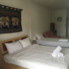 Jomtien Hostel комната для гостей фото 3