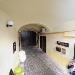 Backpacker Hostel парковка