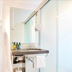 Отель Greulich Design & Lifestyle Hotel Швейцария, Цюрих - отзывы, цены и фото номеров - забронировать отель Greulich Design & Lifestyle Hotel онлайн ванная