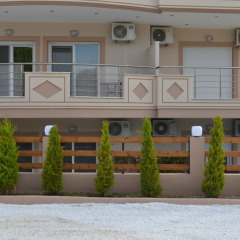 Апартаменты Grand Villas Apartments & Studios парковка