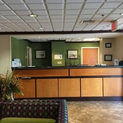 Отель Ramada by Wyndham Vicksburg интерьер отеля