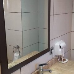 Holiday Hotel in Addis Ababa, Ethiopia from 147$, photos, reviews - zenhotels.com bathroom