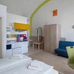 Отель Amber Gardenview Studios в номере фото 5