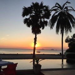 Отель The Beach Boutique Resort пляж фото 2