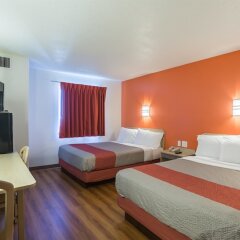 Отель Motel 6 Dale комната для гостей фото 5