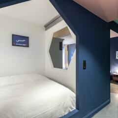 Апартаменты L'Abeille Boutique Apartments Ницца сейф в номере