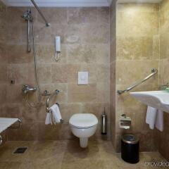 IC Hotels Santai Family Resort Турция, Белек - 8 отзывов об отеле, цены и фото номеров - забронировать отель IC Hotels Santai Family Resort - All Inclusive онлайн ванная