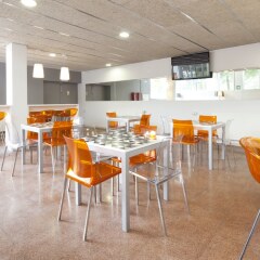 Отель Residencia Manuel Agud Querol (Centro Adscrito a la REAJ) Испания, Сан-Себастьян - отзывы, цены и фото номеров - забронировать отель Residencia Manuel Agud Querol (Centro Adscrito a la REAJ) онлайн гостиничный бар