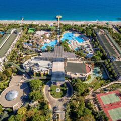 Alva Donna World Palace Hotel Турция, Кемер - 1 отзыв об отеле, цены и фото номеров - забронировать отель Alva Donna World Palace Hotel онлайн спортивное сооружение