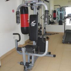 De Holiday Beach Hotel фитнесс-зал
