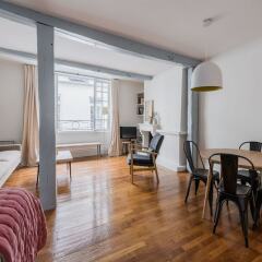 Отель Luxury and Bright Two-Bedroom Apartment Ile Saint-Louis Франция, Париж - отзывы, цены и фото номеров - забронировать отель Luxury and Bright Two-Bedroom Apartment Ile Saint-Louis онлайн комната для гостей фото 4