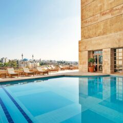 Отель Grand Hyatt Amman бассейн