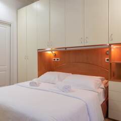 Отель Santo Stefano Apartments Италия, Болонья - отзывы, цены и фото номеров - забронировать отель Santo Stefano Apartments онлайн комната для гостей