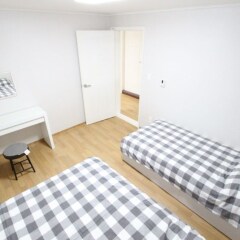 Отель Houseinhongdae6 комната для гостей фото 4