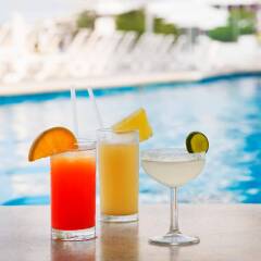 Отель Calinda Beach Acapulco бассейн