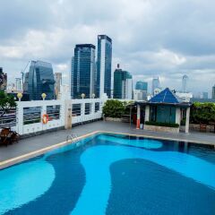 Отель Zenith Sukhumvit Бангкок бассейн фото 3