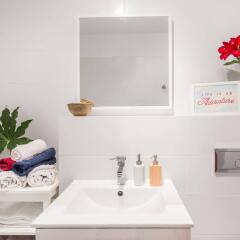 Отель Palm Aparts Warsaw Польша, Варшава - отзывы, цены и фото номеров - забронировать отель Palm Aparts Warsaw онлайн ванная фото 2
