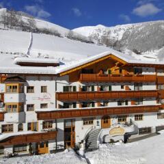 Hotel Bergfrieden Монклассико спортивное сооружение