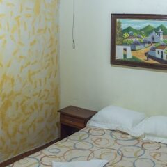 Отель & Hostel Berakah Гондурас, Копан-Руинас - отзывы, цены и фото номеров - забронировать отель & Hostel Berakah онлайн комната для гостей фото 5