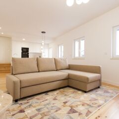 Апартаменты Mouraria Blue Three-Bedroom Apartment w/ Parking - by LU Holidays комната для гостей фото 5