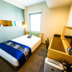 Yaezakura No Yu Super Hotel Lohas Tokyo-Eki Yaesu Chuo-Guchi сейф в номере