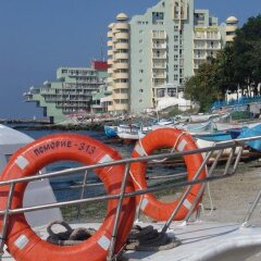 Отель Interhotel Pomorie Болгария, Поморие - 2 отзыва об отеле, цены и фото номеров - забронировать отель Interhotel Pomorie онлайн спортивное сооружение