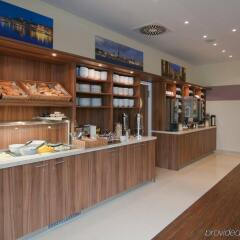 Отель Holiday Inn Express Hamburg St Pauli Messe питание