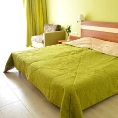 Glicinia Hotel комната для гостей