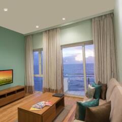 Ocean Edge Suites & Hotel Colombo комната для гостей