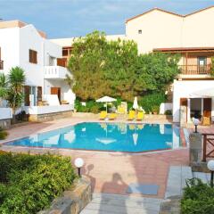 Maritimo Beach Hotel бассейн фото 3