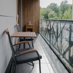 Отель ASKI New Powisle Apartment Польша, Варшава - отзывы, цены и фото номеров - забронировать отель ASKI New Powisle Apartment онлайн балкон