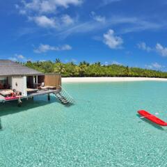 Отель Paradise Island Resort & Spa пляж