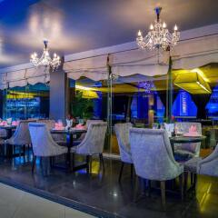 Queenco Hotel & Casino гостиничный бар