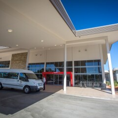 Отель Crowne Plaza Alice Springs Lasseters городской автобус