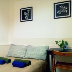 Гостиница Hostel Fonar в Санкт-Петербурге 7 отзывов об отеле, цены и фото номеров - забронировать гостиницу Hostel Fonar онлайн Санкт-Петербург комната для гостей фото 4