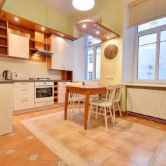 Отель Deluxe Old Town Apartment Литва, Вильнюс - отзывы, цены и фото номеров - забронировать отель Deluxe Old Town Apartment онлайн в номере