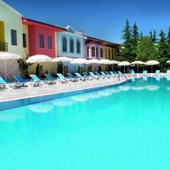 Ikbal Thermal Hotel & SPA Afyon бассейн