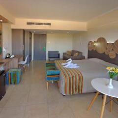 Nelia Beach Hotel комната для гостей фото 6