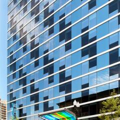Отель Aloft Chicago City Center вид на фасад фото 3