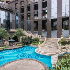 Отель Crowne Plaza Chengdu West с домашними животными