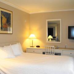 Отель Glenwood Inn & Suites комната для гостей фото 3