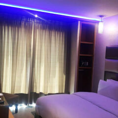 The Seven Hotel and Spa сейф в номере