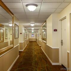 Отель Best Western Plus Carriage Inn Лос-Анджелес интерьер отеля