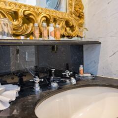 Отель Relais & Chateaux Hotel Heritage Бельгия, Брюгге - 1 отзыв об отеле, цены и фото номеров - забронировать отель Relais & Chateaux Hotel Heritage онлайн фото 11