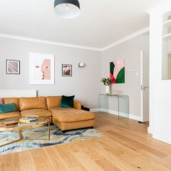 Отель The Kensington Grove - Stylish 2bdr Flat With Private Patio Лондон интерьер отеля фото 2