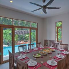 Отель Patong Hill Estate 8 питание