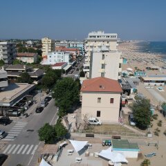 Отель Rivabella Suite Apartments Италия, Римини - отзывы, цены и фото номеров - забронировать отель Rivabella Suite Apartments онлайн пляж