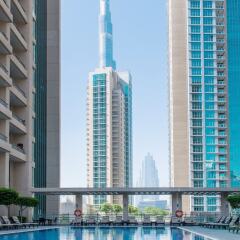 Отель Dream Inn Dubai -Boulevard Central бассейн
