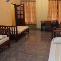 Отель Anura Guest Inn